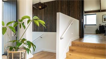 Farrant Drive | Sleeps 8 | Lake & Mountain Views | Close To Walking & Biking Tracks - Wanaka