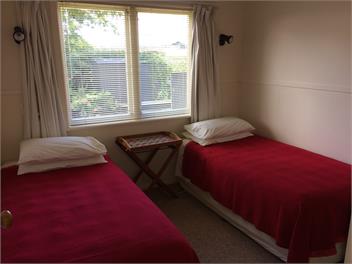 Wharewaka Cottage - Taupo