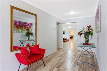 Spacious house near Melb Airport, Sleeps 12  - Melbourne