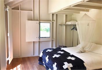 The Boatshed. Eco Modern Bach. "The Best Beach on the Planet" - Golden Bay