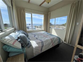 Riverton Rocks getaway - spectacular sea views and pet friendly - Riverton