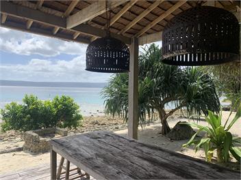 The Boat House- PRIVATE BEACH -