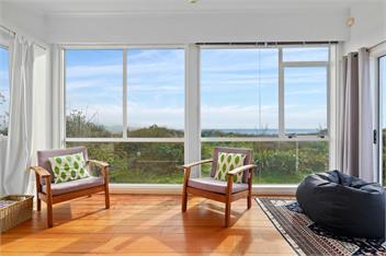Olde Beach Pearl (Bachcare) - Waikanae