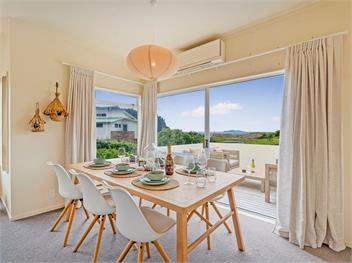 Sans Souchi (Bachcare) - Whangamata
