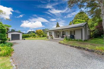 Tongariro Base Camp (Bachcare) - Turangi