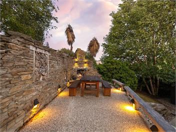 Pinnacle Villa by MajorDomo - Queenstown