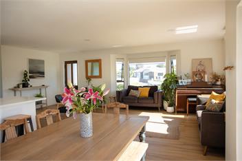 Sunny, Stylish & Spacious – Perfect for Families! - Tauranga