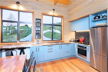 The Stables - Executive Country Living - Pohara