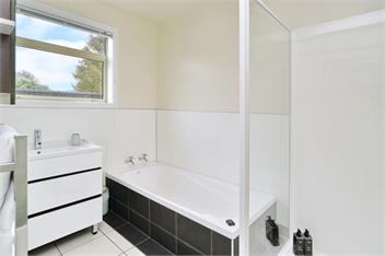 Classic Ilam Art Deco Home - Casa Deco - Christchurch
