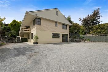 Alpine Escape (Bachcare) - Wanaka