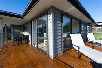 Bay View Escape (Bachcare) - Cable Bay