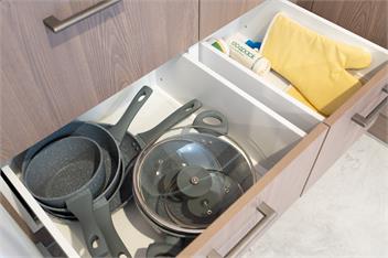 Secure Quiet CBD Townhouse | Free Parking + EV  - 