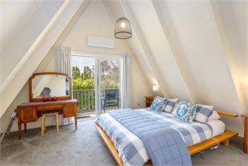 A-Frame. Ideal for families and large groups. - 