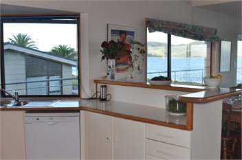 Beach House in Oakura Bay / Ohawini Bay, Northland - Oakura Bay