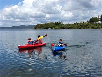 LAKE EDGE MINT BACH Available King's Birthday Weekend WITH JETTY - Rotorua