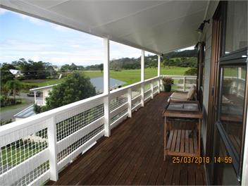 Oakura Lookout - Oakura Bay