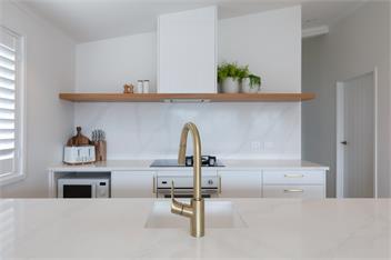 Deluxe Suite - Your Private Sanctuary Awaits - Auckland