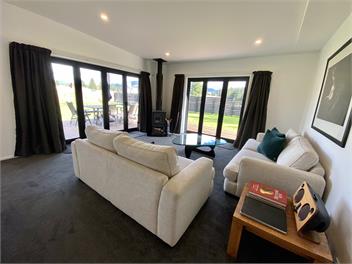 Blue Lake Holiday Home - FREE WIFI - Twizel