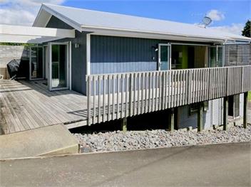 Harakeke House Upstairs (Bachcare) - Ohakune