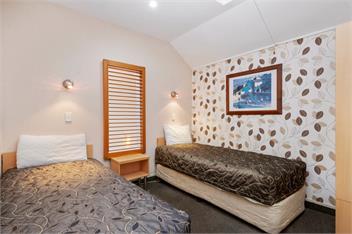Midtown Tui Villa (Bachcare) - Taupo Central