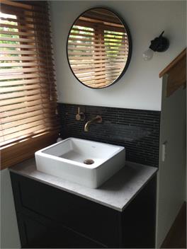 Matukituki House Lake Wanaka 5 bedroom luxury stone cottage holiday home - Wanaka