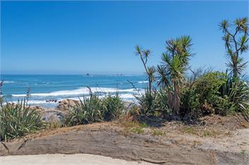 Yurt @ the Cape / hole in the rock Accommodation - cape foulwind