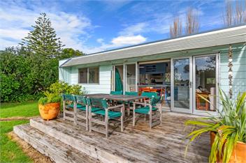 Coastal Cove – Waipu Cove Holiday Home - Waipu Cove
