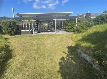 Medlands Retreat - Great Barrier Island