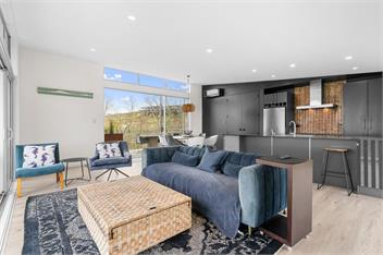 The Chocolate Box (Bachcare) - Waipu