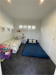 Large Family Pad with Pool! - Auckland