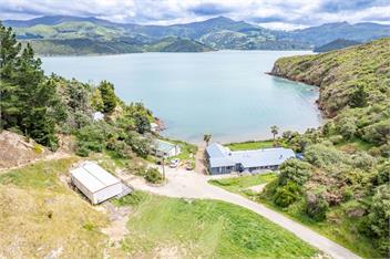 Lushingtons Bay (Bachcare) - Akaroa