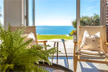 PAH VIEW HOUSE: Coast and Country - auckland