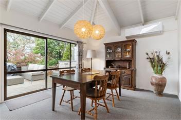 Waiake Family Retreat (Bachcare) - Auckland