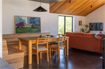 Redwood Cosy ~ a highly crafted new home - Hanmer Springs