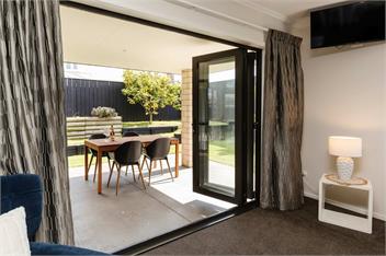 Strandon Coastal Townhouse (Bachcare) - New Plymouth