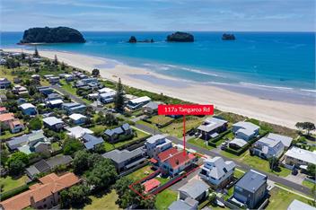 Tangaroa Beachside Bliss - Whangamata