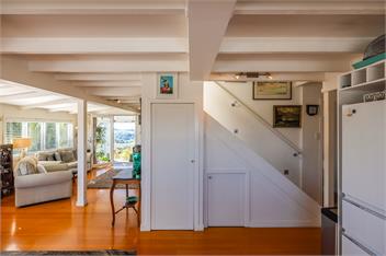 Garden and Bird Haven - Waiheke Island