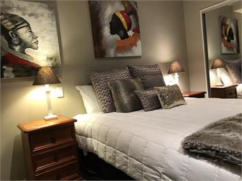 Astonishing Views Superb Waterfront Apartment - PICTON