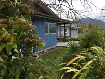 4 Johns Road, Moana -