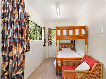 Spacious Lake Tarawera Retreat – Ideal for Groups, Families & Team Getaways - Rotorua