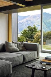 Te Pakeke | Couples Retreat | High End Luxury | Unique Architecture | Lake & Mountain Views - Wanaka