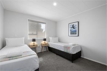 Relax @ Richmond Heights - Spa Pool, Table Tennis, BBQ - Taupo