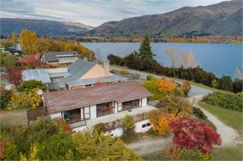Lakeside Escape (Bachcare) - Wanaka