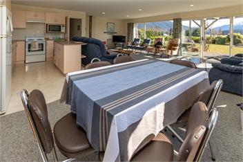 Kepler Retreat (Bachcare) - Te Anau