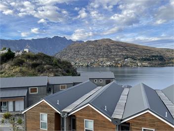 Queenstown Luxury Apartment with Lake Views - Queenstown