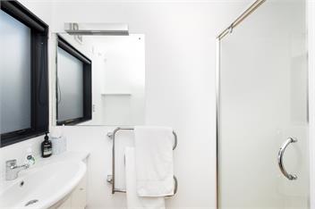 Malibu Apartment - Papamoa