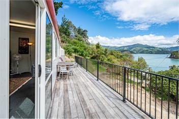 Lushingtons Bay (Bachcare) - Akaroa
