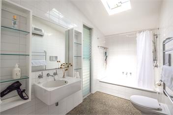 PAH VIEW HOUSE: Coast and Country - auckland