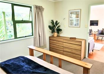 Lovely Beach Bach - Waihi Beach