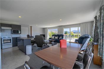 Kepler Retreat (Bachcare) - Te Anau